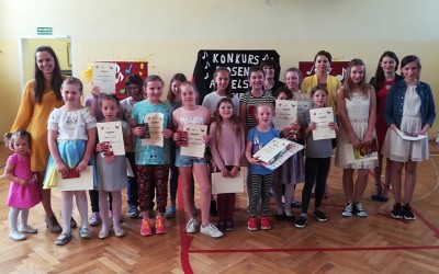 SZKOLNY KONKURS PIOSENKI ANGIELSKIEJ I NIEMIECKIEJ