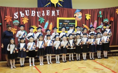 Pasowanie pierwszoklasistów.