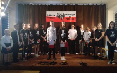 W HOŁDZIE ŻOŁNIERZOM WYGNANYM I WYKLĘTYM